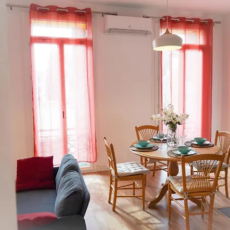 3 Pieces - Centre - Climatise Apartamento Hyères