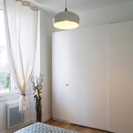 3 Pieces - Centre - Climatise