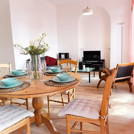 Apartment 3 Pieces - Centre - Climatise