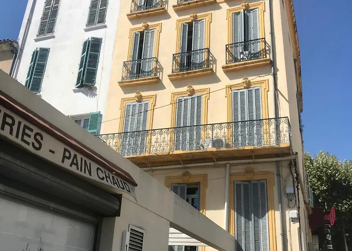 3 Pieces - Centre - Climatise Apartment